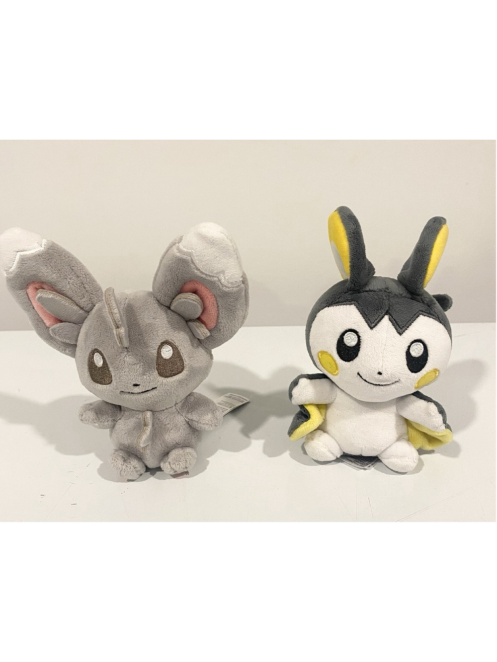 Pokemon Center Sitting Cuties Minccino & Emolga Plush Lot of 2 5” Official